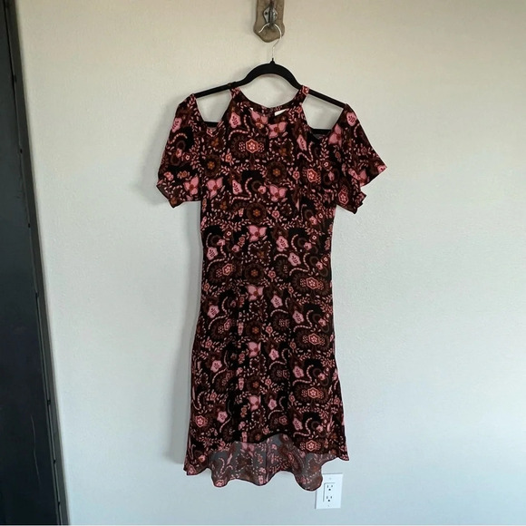 NWOT A.L.C. Emile Floral Cold Shoulder Silk Dress Black Henna Pink  Women’s 4 - Picture 4 of 14